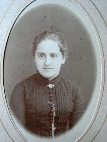 131-Constance d'Azambuja (1870-1898).jpg