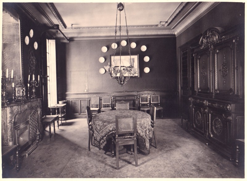 5 - Bd d'Athenes - La Salle a manger.jpg