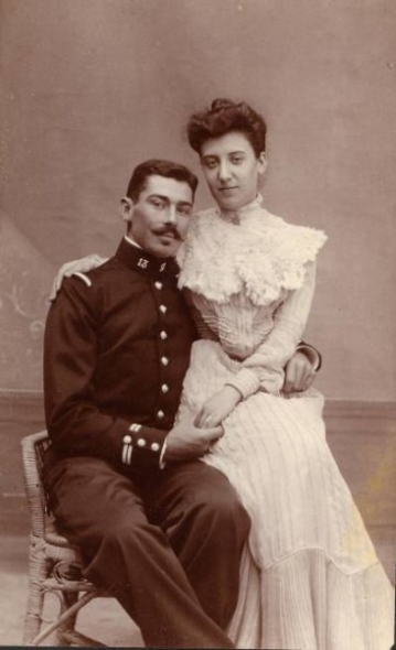 18-XavierFine(1876-1962)GabrielleSalles(1882-1984)en1904.jpg