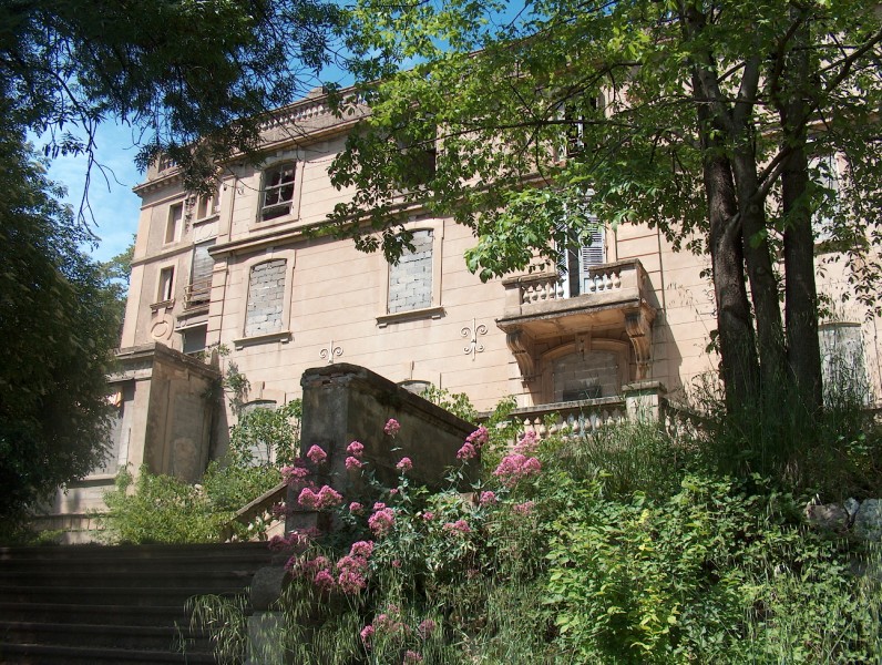 39-Saint Menet Facade sud fin-XXe.jpg